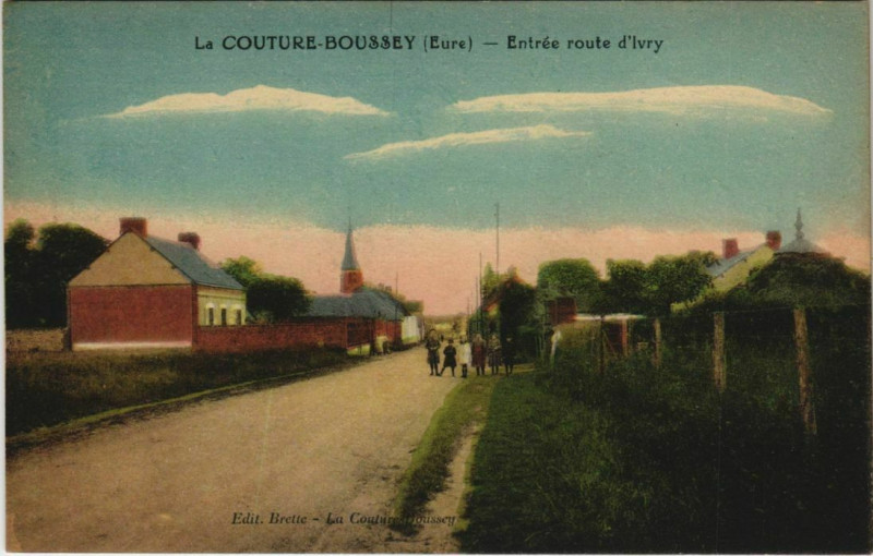 Carte postale ancienne La Couture-Boussey Entree Route d'Ivry à La Couture-Boussey