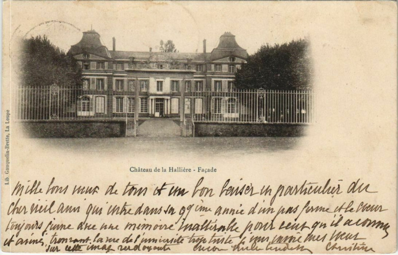 Carte postale ancienne Chateau de la Halliere - Facade