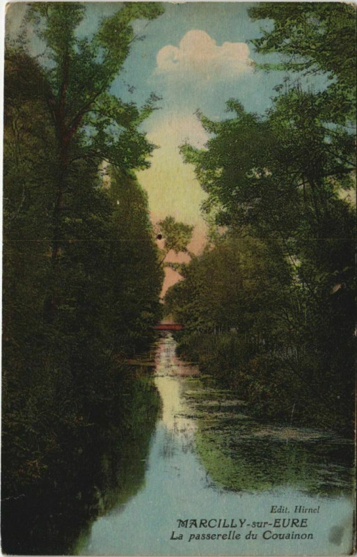Carte postale ancienne Marcilly-sur-Eure La Passerelle du Couainon à Marcilly-sur-Eure