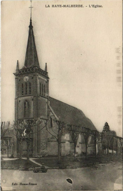 Carte postale ancienne La Haye-Malherbe L'Eglise à La Haye-Malherbe