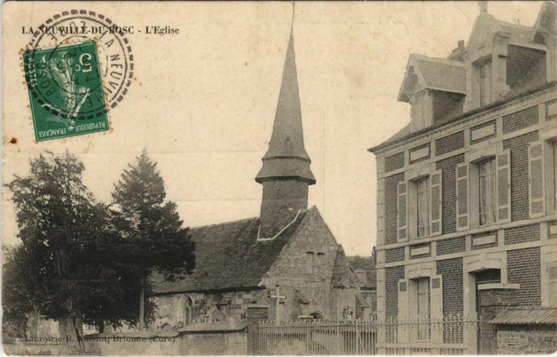 Carte postale ancienne La Neuville-du-Bosc L'Eglise à La Neuville-du-Bosc