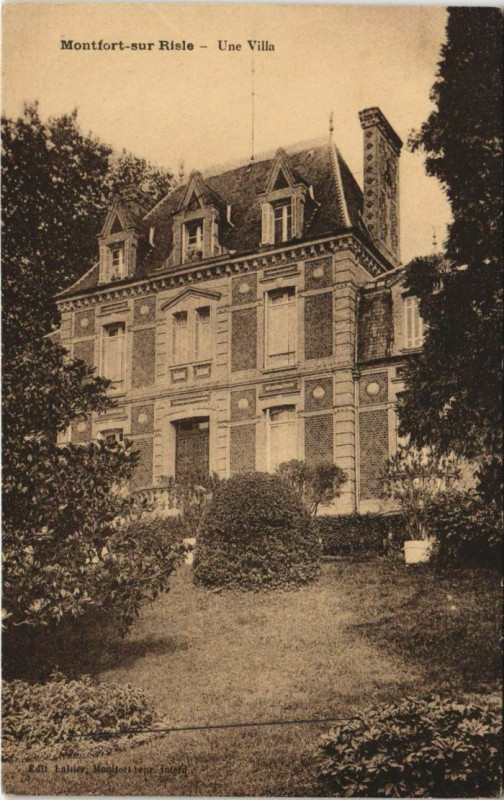 Carte postale ancienne Montfort-sur-Risle Une Villa à Montfort-sur-Risle