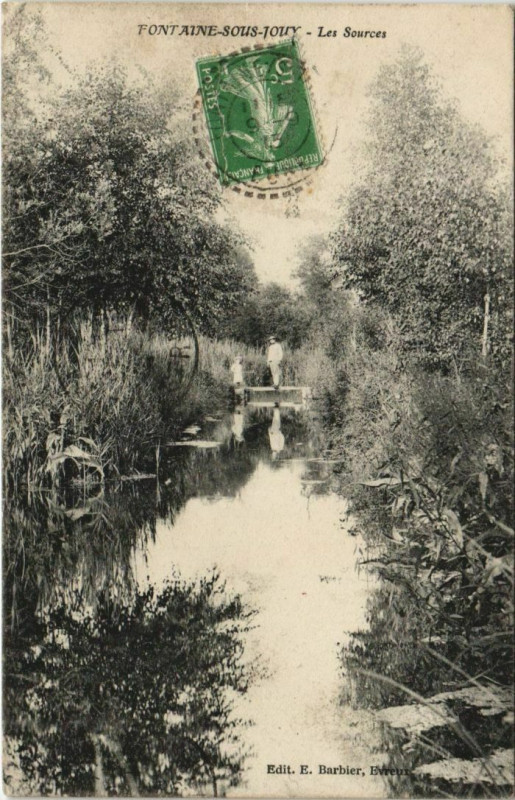 Carte postale ancienne Fontaine-sous-Jouy Les Sources à Fontaine-sous-Jouy