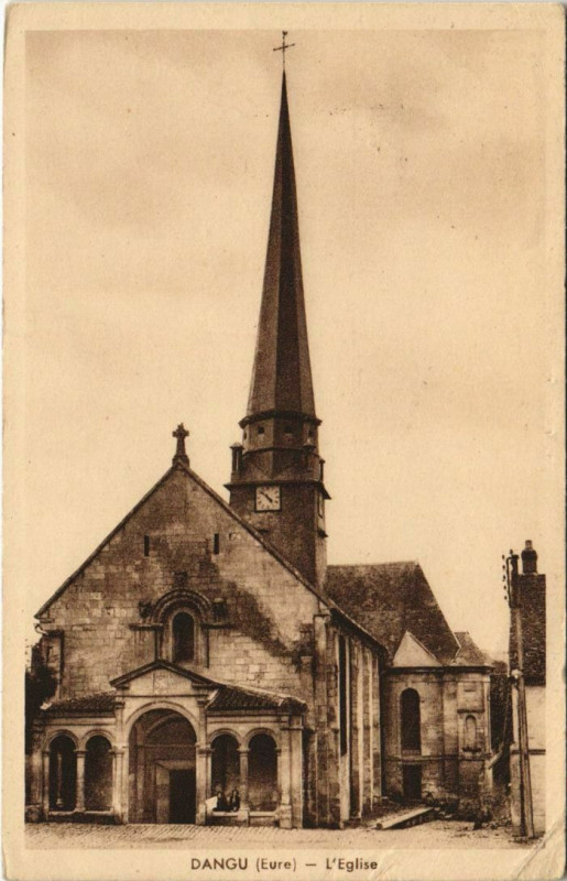 Carte postale ancienne Dangu L'Eglise à Dangu
