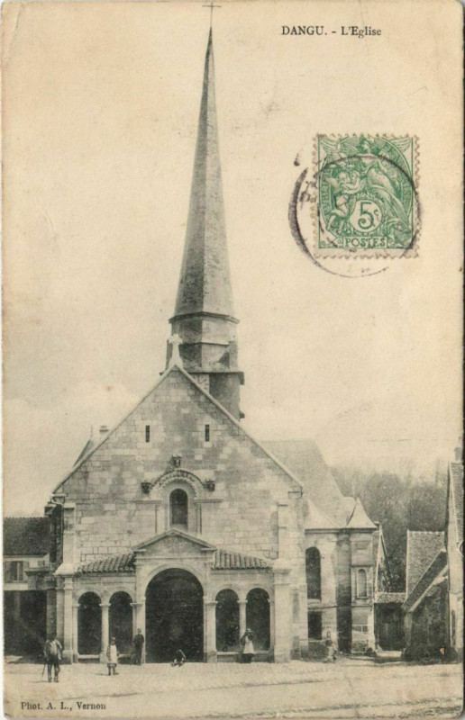 Carte postale ancienne Dangu L'Eglise à Dangu