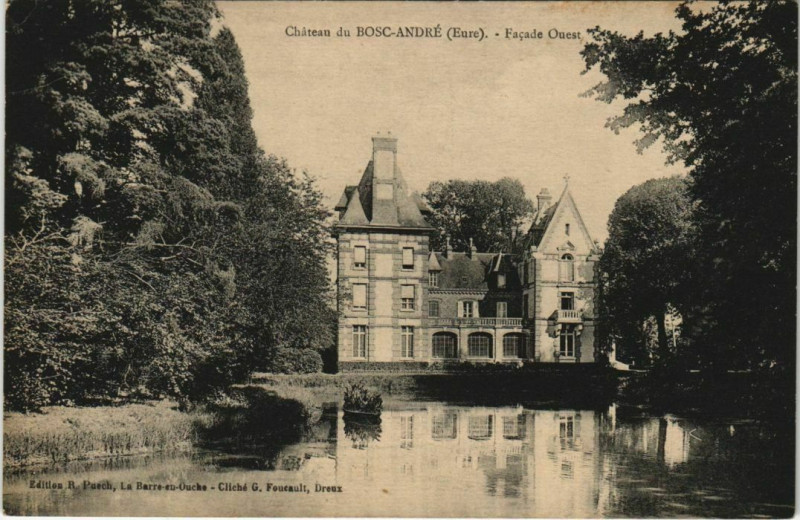 Carte postale ancienne Mesnil-en-Ouche Chateau du Bosc-Andre - Facade Ouest à Mesnil-en-Ouche