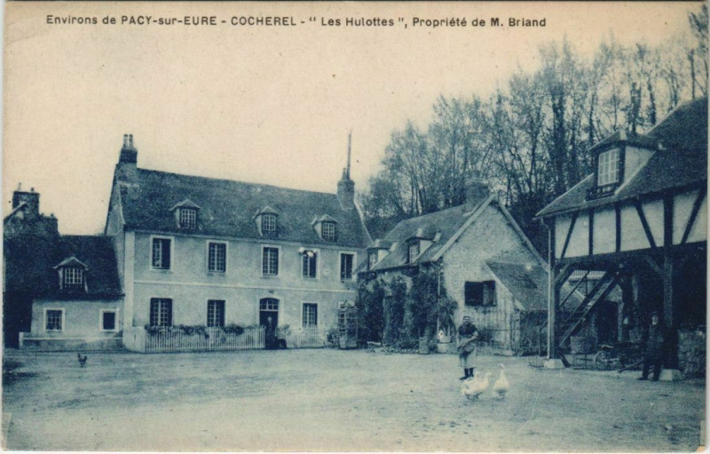 Carte postale ancienne Cocherel Les Hulottes