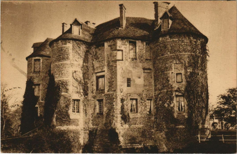 Carte postale ancienne Harcourt Le Chateau à Harcourt