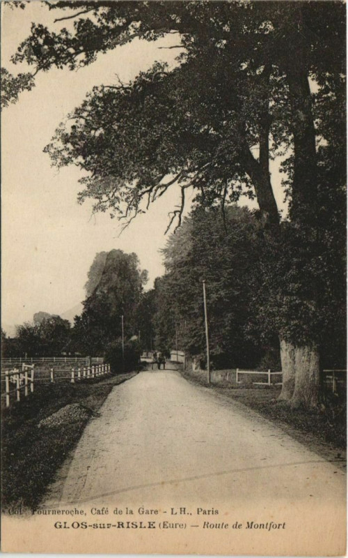 Carte postale ancienne Glos-sur-Risle Route de Montfort à Glos-sur-Risle