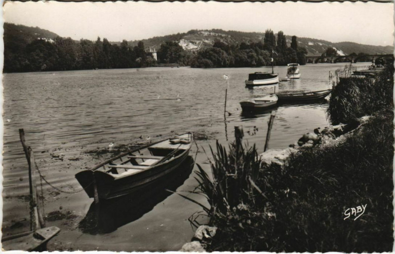 Carte postale ancienne Vernon Paysage sur la Seine à Vernon