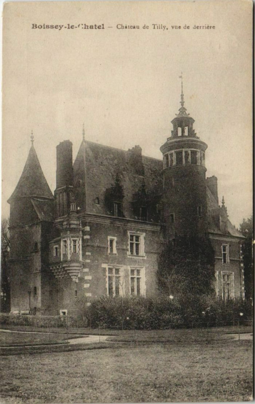 Carte postale ancienne Boissey-le-Chatel Chateau de Tilly - Vue de Derriere à Tilly