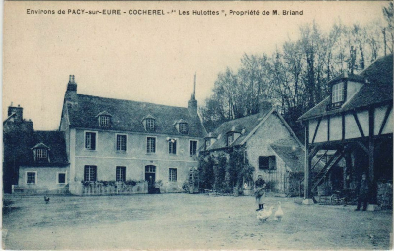 Carte postale ancienne Cocherel Les Hulottes