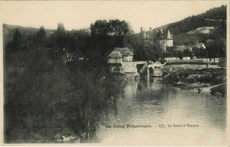 Carte postale ancienne Vernon La Seine a Vernon à Vernon
