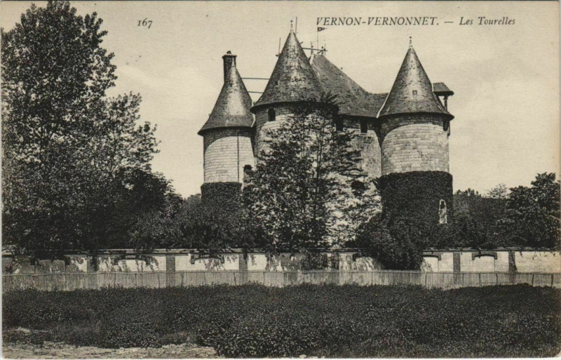 Carte postale ancienne Vernon Vernonnet - Les Tourelles à Vernon