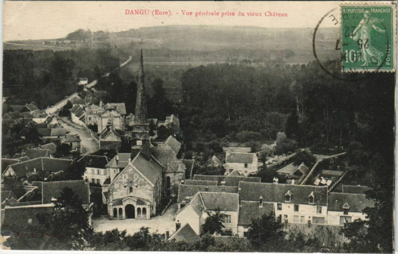 Carte postale ancienne Dangu Vue Generale prise du Vieux Chateau à Dangu