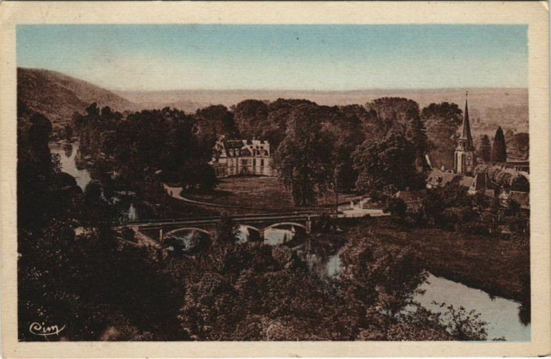 Carte postale ancienne Acquigny Le Chateau et Vallee d'Eure à Acquigny