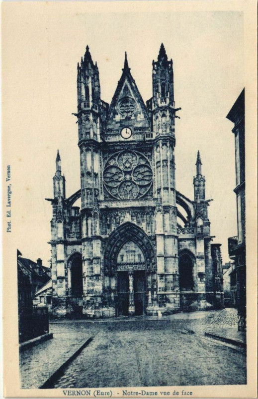 Carte postale ancienne Vernon Notre-Dame Vue de Face à Vernon
