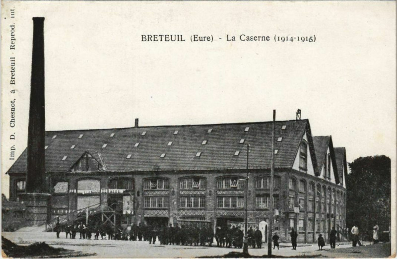 Carte postale ancienne Breteuil-sur-Iton La Caserne à Breteuil