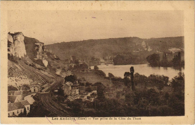 Carte postale ancienne Les Andelys Vue prise de la Cote du Thuit aux Andelys