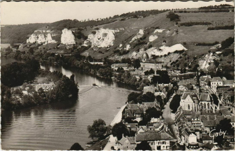 Carte postale ancienne Les Andelys Le Petit-Andely - Vue Generale et la Seine aux Andelys