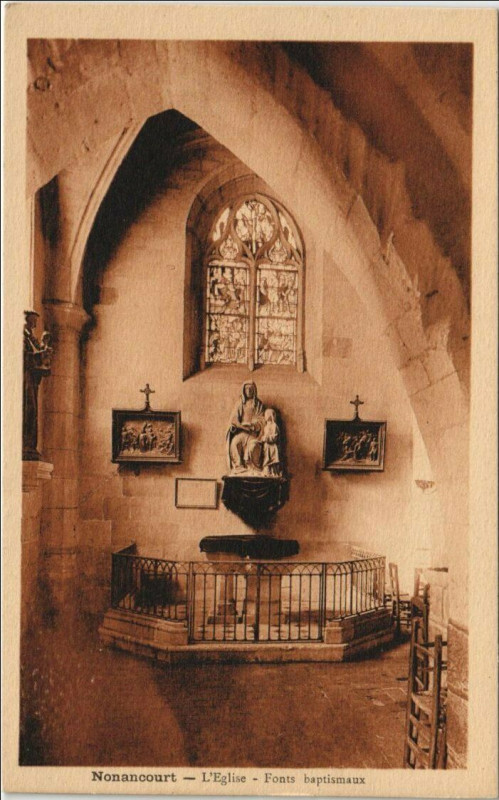 Carte postale ancienne Nonancourt L'Eglise - Fonts Baptismaux à Nonancourt