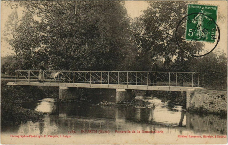 Carte postale ancienne Bourth Passerelle de la Demoisellerie à Bourth