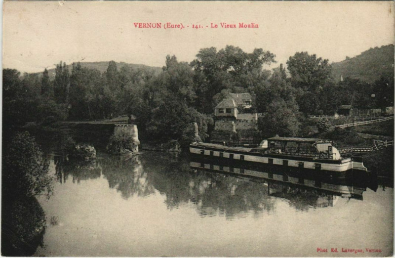 Carte postale ancienne Vernon Le Vieux Moulin à Vernon