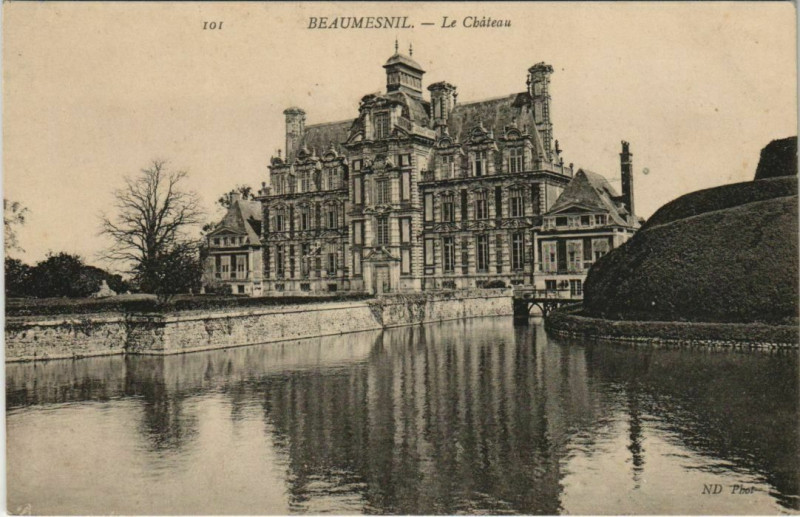 Carte postale ancienne Beaumesnil Le Chateau