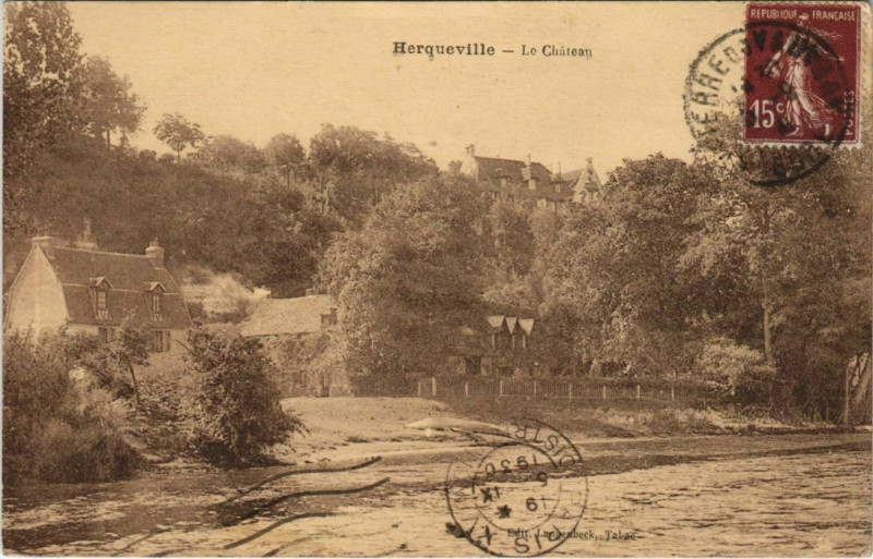 Carte postale ancienne Herqueville Le Chateau à Herqueville