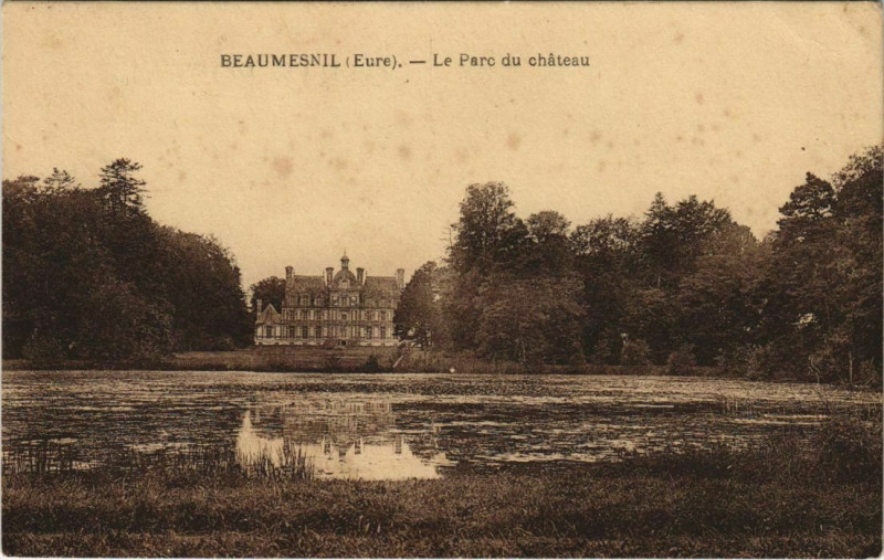 Carte postale ancienne Beaumesnil Le Pac du Chateau