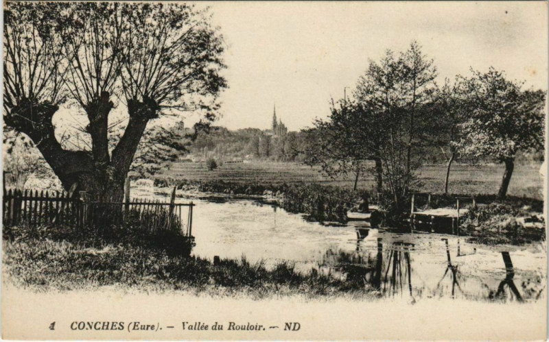 Carte postale ancienne Conches-en-Ouche Vallee du Rouloir à Conches-en-Ouche