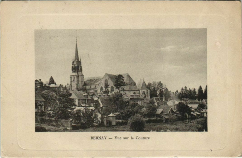 Carte postale ancienne Bernay Vue sur la Couture à Bernay