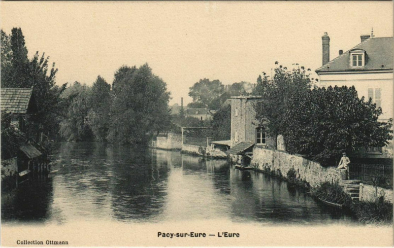 Carte postale ancienne Pacy-sur-Eure L'Eure à Pacy-sur-Eure