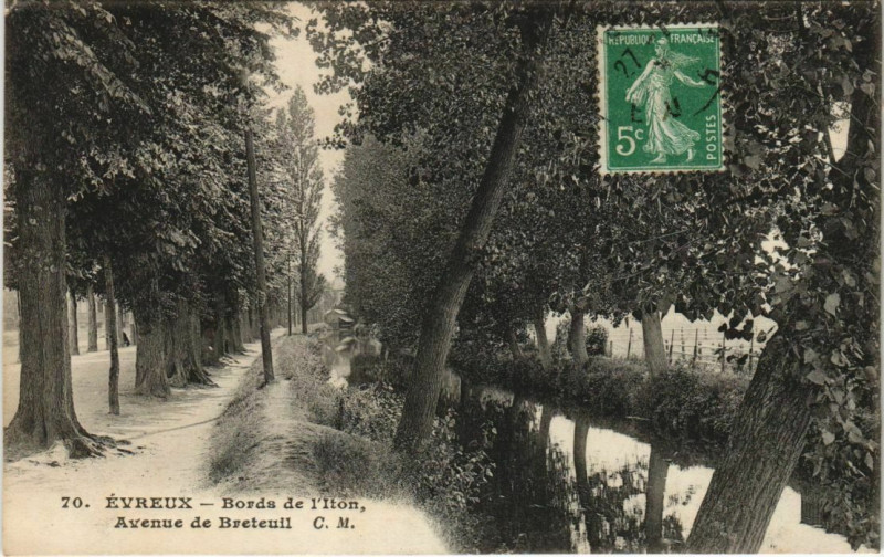 Carte postale ancienne Evreux Bords de l'Iton - Avenue de Breteuil à Breteuil