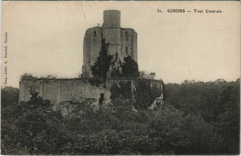Carte postale ancienne Gisors Tour Centrale à Gisors
