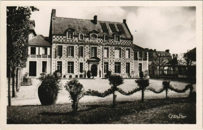 Carte postale ancienne Bernay Le Musee à Bernay