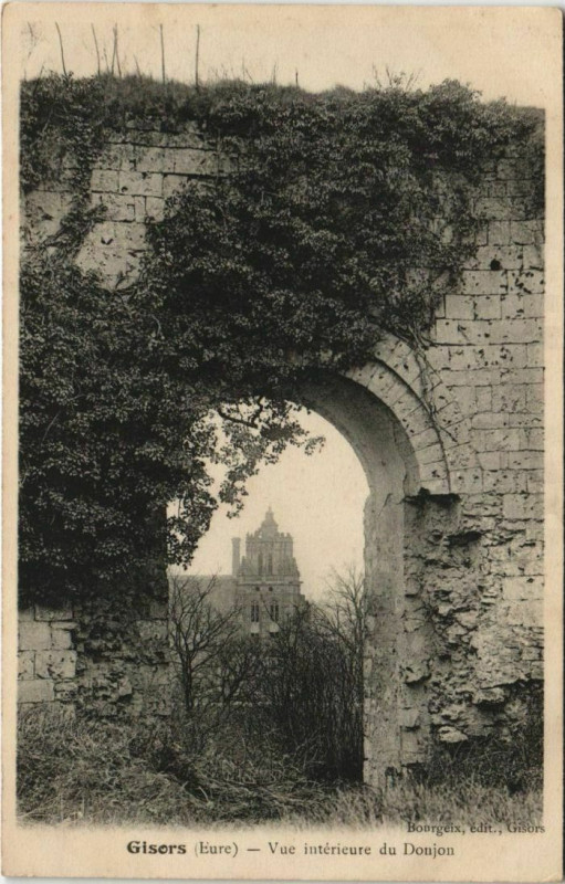 Carte postale ancienne Gisors Vue Interieure du Donjon à Gisors