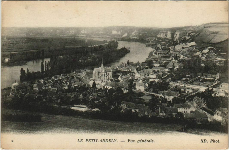 Carte postale ancienne Les Andelys Le Petit-Andely - Vue Generale aux Andelys