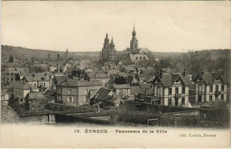 Carte postale ancienne Evreux Panorama de la Ville
