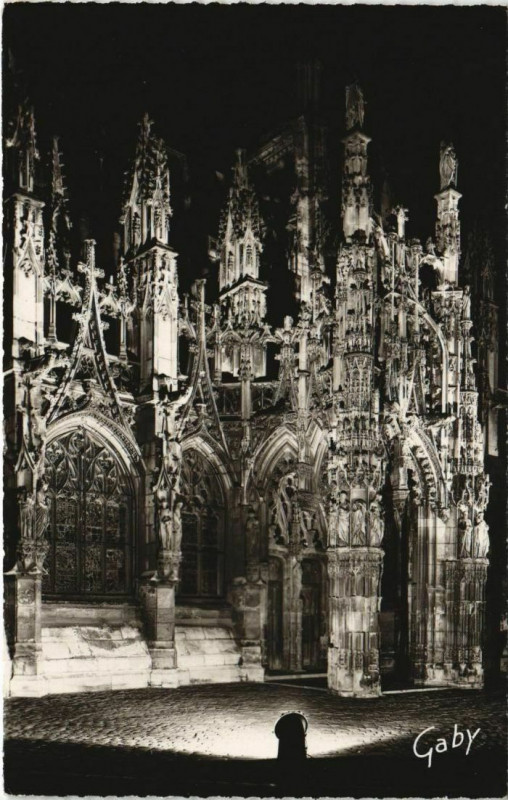 Carte postale ancienne Louviers L'Eglise Notre-Dame Illuminee à Louviers