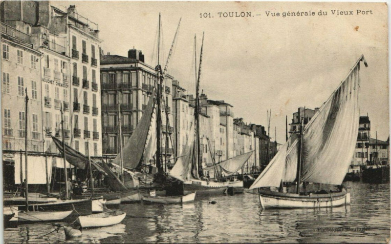 Carte postale ancienne Vue générale du Vieux Port Toulon Ships