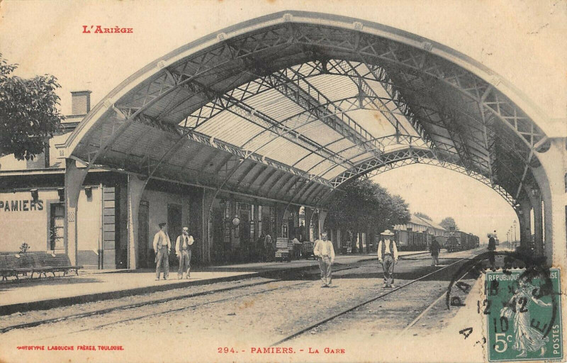 Carte postale ancienne Pamiers La Gare à Pamiers