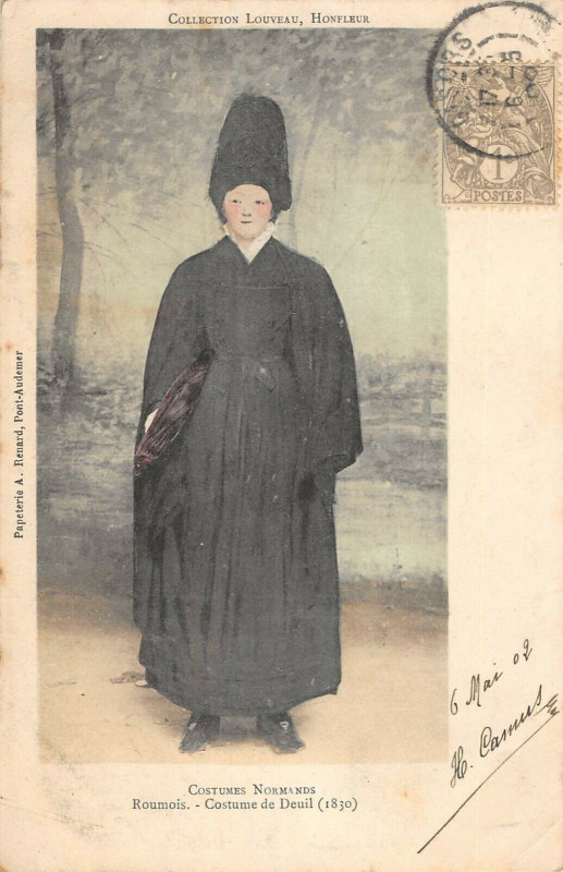 Carte postale ancienne Costumes Normands Roumois Costume De Deuil