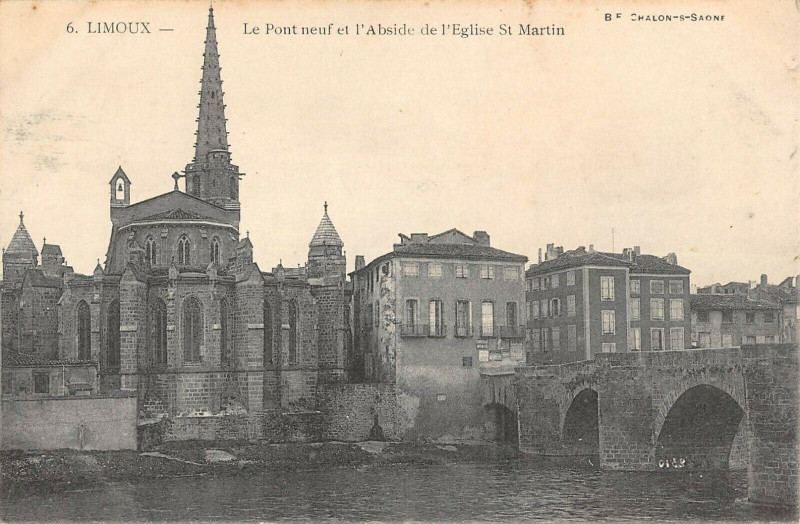 Carte postale ancienne Limoux Le Pont Neuf Et Abside Eglise Saint-Martin à Limoux