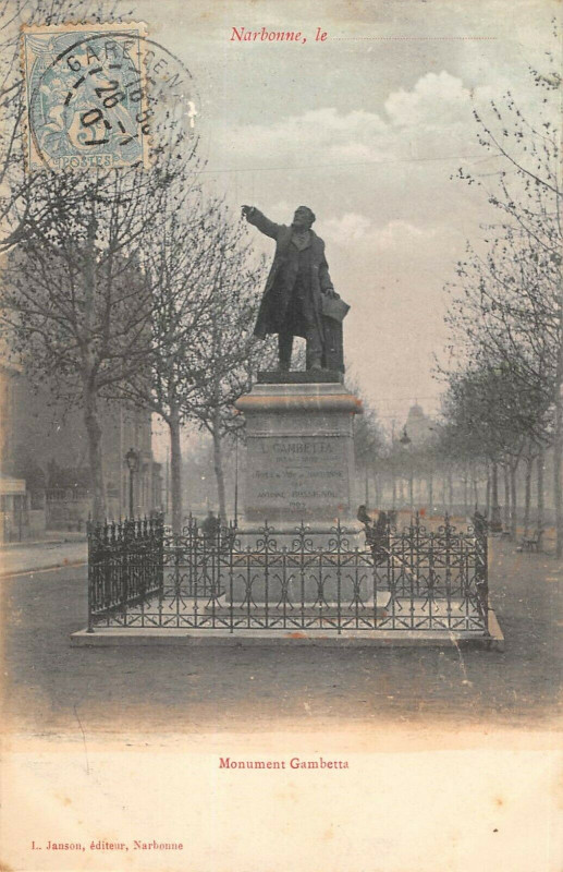 Carte postale ancienne Narbonne Monument Gambetta à Narbonne