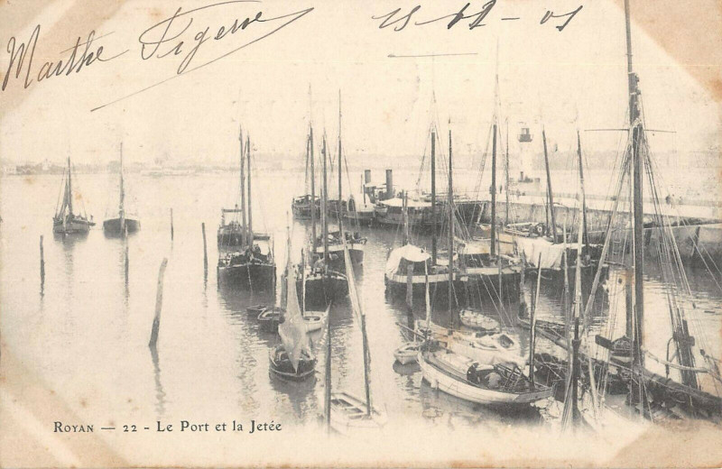 Carte postale ancienne Royan Le Port Et La Jetee à Royan