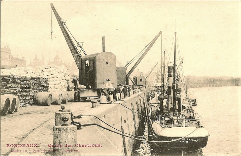 Carte postale ancienne Bordeaux - Quai des Chartrons 4 à Bordeaux