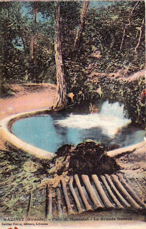 Carte postale ancienne Gazinet - La fontaine 14