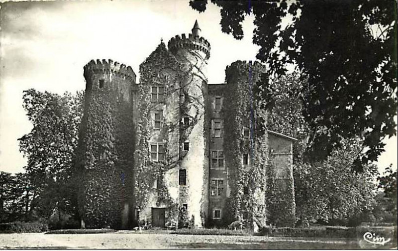 Carte postale ancienne Gabarret (Landes) - Château de la Caze 4