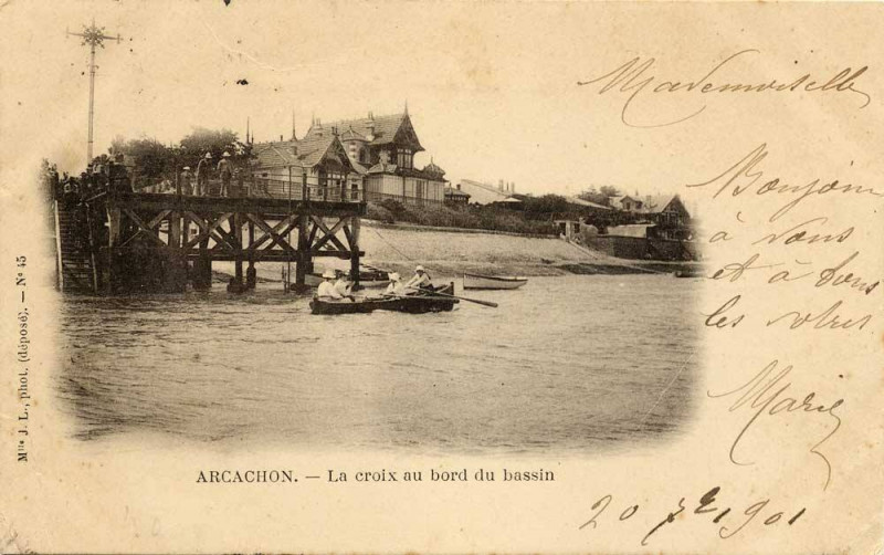 Carte postale ancienne Arcachon - Croix des marins 4